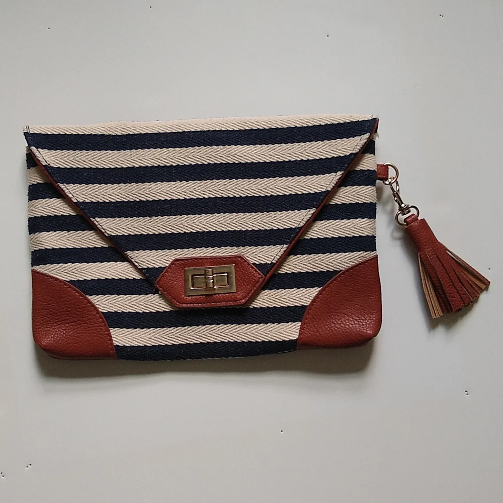 N/A flat purse